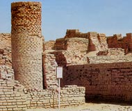 mohenjodaro well