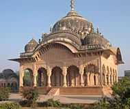 kusuma sarovar temple